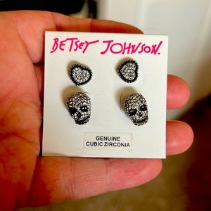 Betsey Johnson earring set. New with Tags